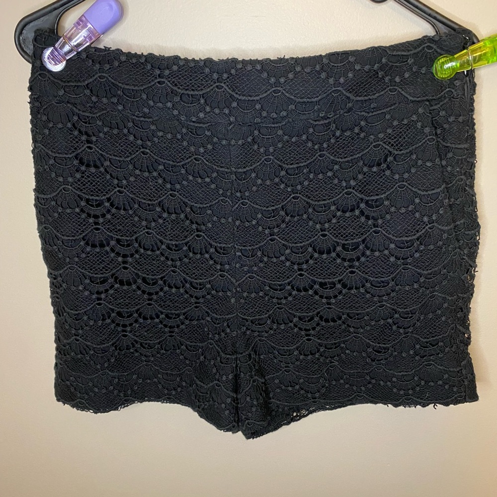 EXPRESS black crochet shorts, NWT, size 8